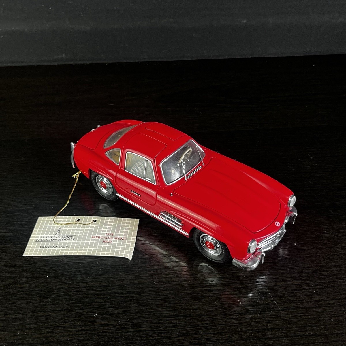 Franklin Mint 1954 Mercedes-Benz 300SL Gullwing Red 1:24 Scale No