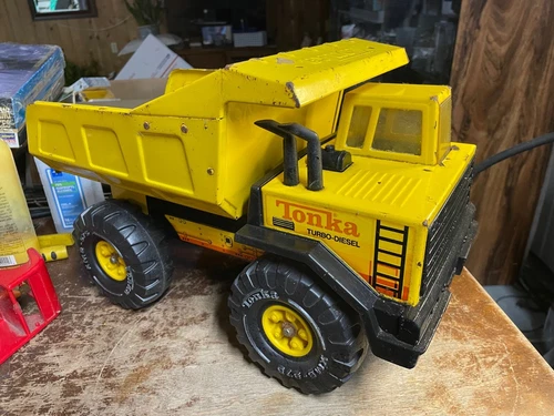 Vintage TONKA Yellow Dump Truck~TURBO DIESEL~XMB-975~Steel~1980's USA Toy