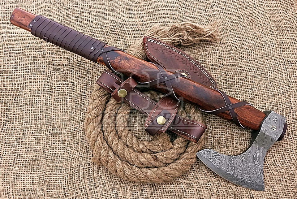 HUNTEX Custom Hand-Forged Damascus 530 mm Long Walnut Wood Godzilla Viking Axe - Image 4 of 4