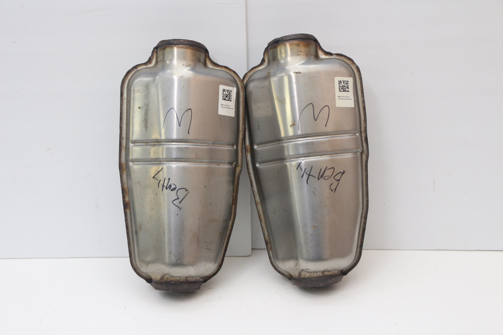 ✅ Audi Bentley Rs7 RS6 Q7 Porsche exhaust silencer Left Right OEM Resonator