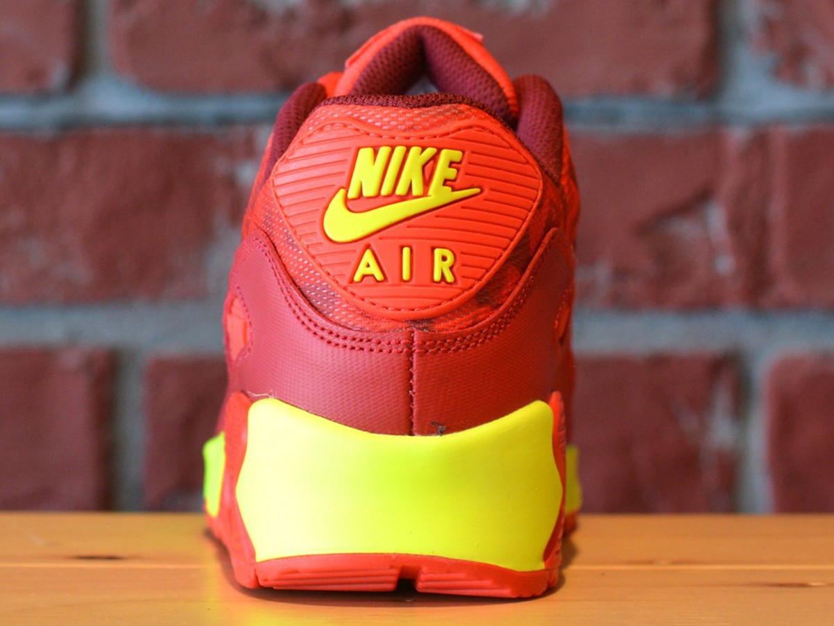 Nike Air Max 90 (GS) Shoe Women Size 6.5 Youth size 5 Y