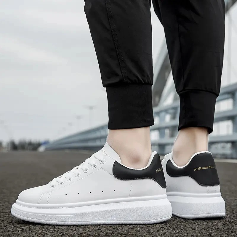 New Men's Shoes Branded Couple Sneakers Designer Sports Shoe Casual Men's Women'
Opens in a new wind