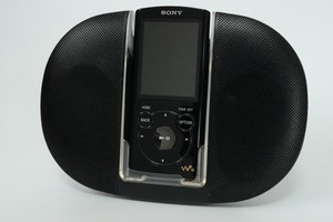 Sony Walkman NW-S764 Black 8GB Bluetooth MP3 Player + Speaker Dock Japan Tested