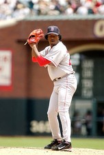 Pedro Martínez Medias Rojas de Boston lanza contra los Gigantes de San Francisco una foto 2004 52