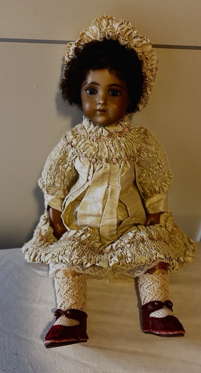 ベベ　ブリュー　(Bebe Bru) Antique-French-Bisque-Bebe-Bru