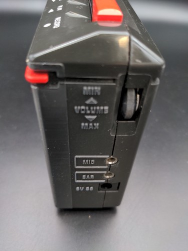 General Electric Compact Cassette Tape Recorder 3-5300B - Picture 2 of 14