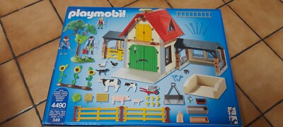 Playmobil - 70138 - Country - La Vie à la Ferme Enfant et poulailler