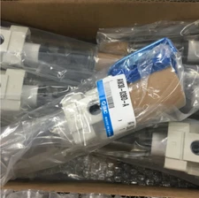 1pc New SMC AW30-03BD-A filter pressure reducing valve Fast Shipping