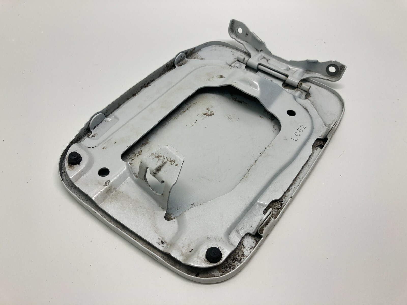 2000-2006 Mazda MPV Fuel Filler Door Lid Gas Cover 25D Whitewater Pearl OEM thumbnail 8