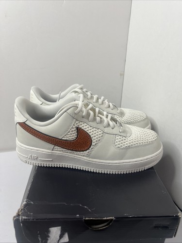 Taglia 8,5 - Nike Air Force 1 basket in pelle con - Foto 5 di 8