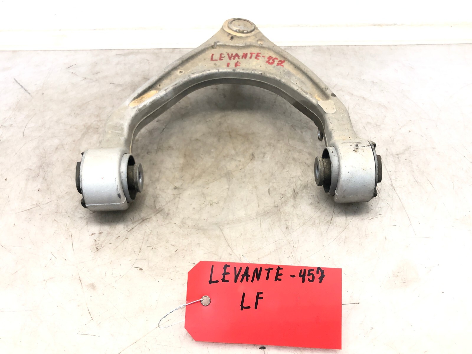 Maserati Levante 2017-2020 FRONT+LEFT+UPPER Control arm