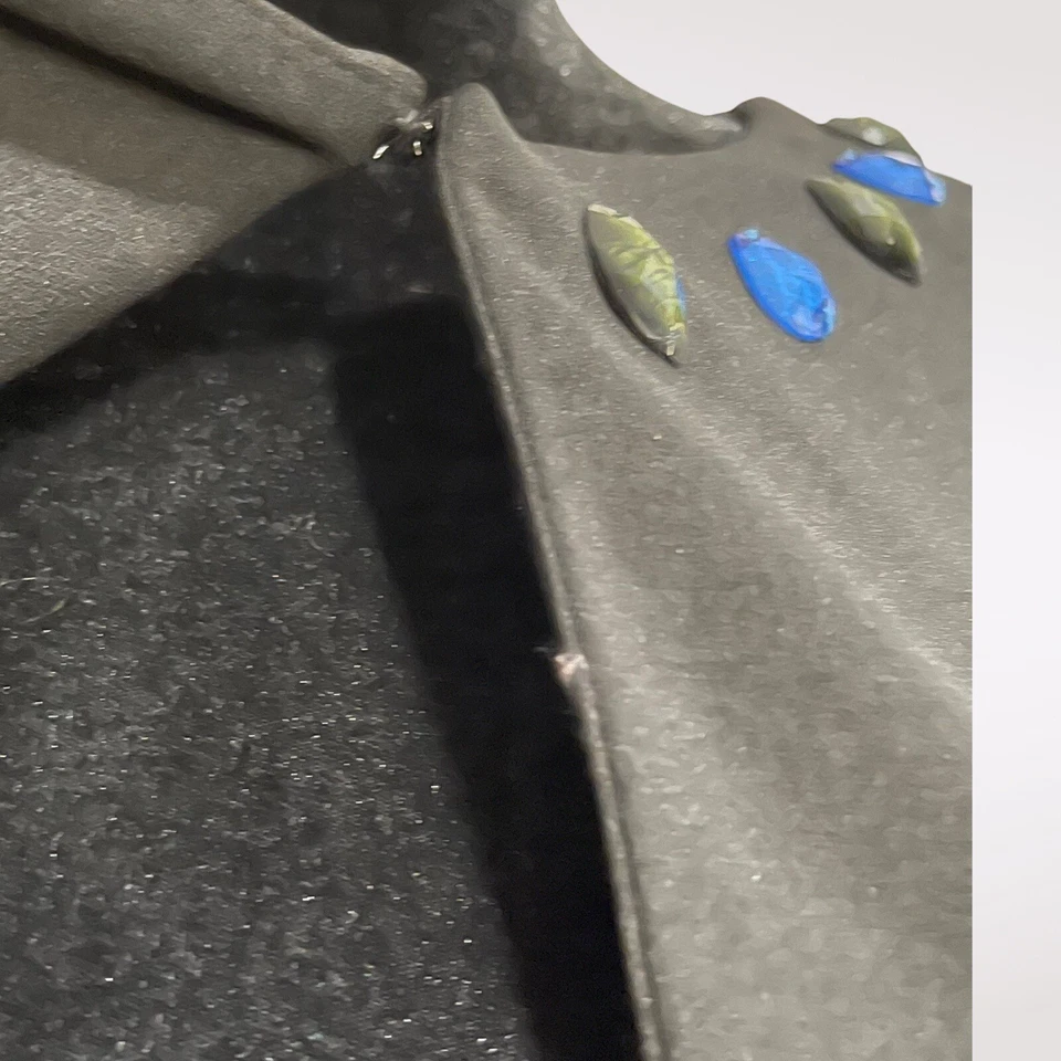 Perceptions Cropped Blazer Jacket Womens Medium Petite Black Beaded Neckline Top - Image 4 of 4