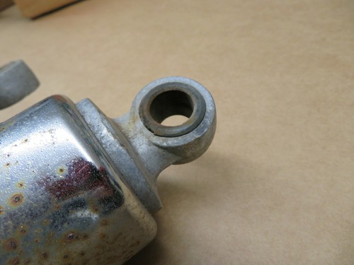 OEM SUZUKI GT750 750 LEMANS KETTLE WATER BUFFALO REAR SHOCK SUSPENSION SWING ARM - Picture 5 of 12