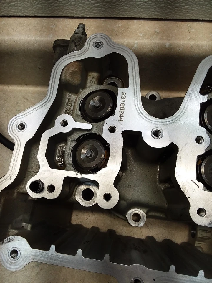 Cabeça de cilindro do motor BMW F650-GS FUNDURO 2001 #51 ANX A56 - Imagem 2 de 4