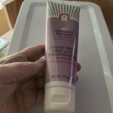 First Aid Beauty KP Bump Eraser Body Scrub 10...