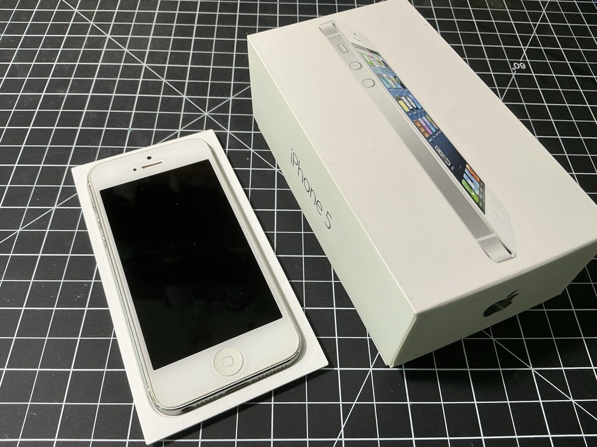 再出品】iPhone5 16GB 再出品 iPhone5s/au/未使用新品/16g/一括/シルバー