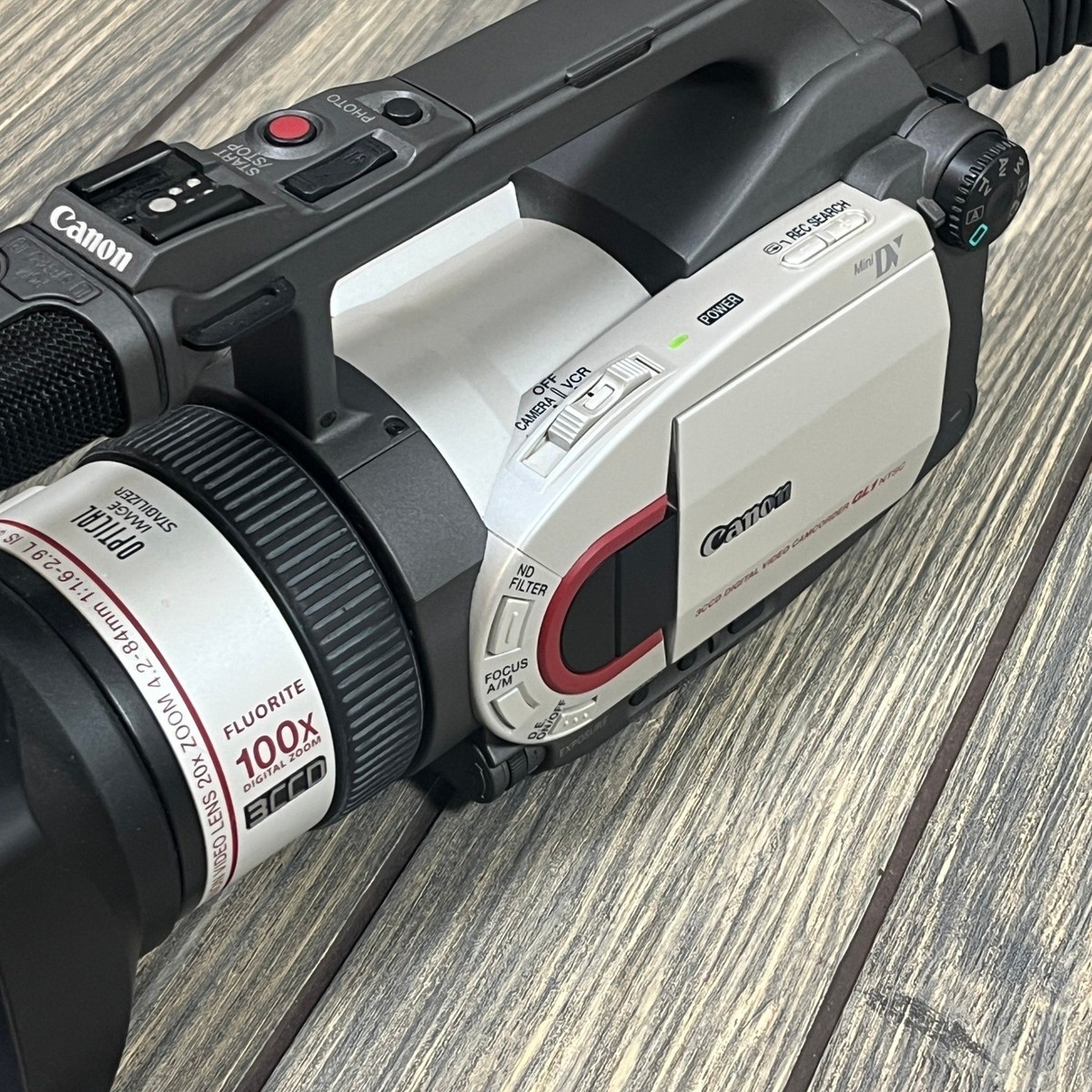 Canon GL1 Digital Camcorder MiniDV Gray 20x Optical Zoom 100x