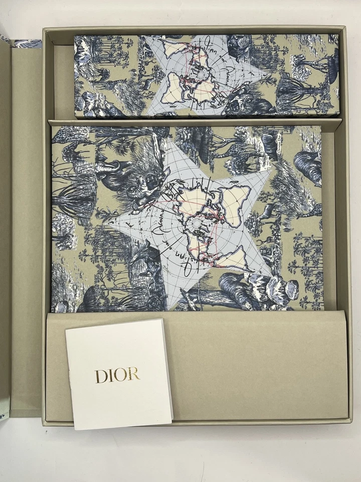 DIOR AROUND THE WORLD Notebook and Pencils for Office. Limited edition - Image 3 of 4