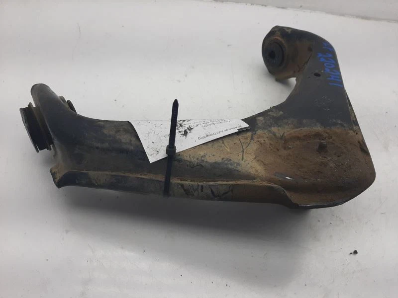 Brazo de control superior delantero 00-13 CHEVROLET SUBURBAN 2500 25905442 Foto 3 de 4