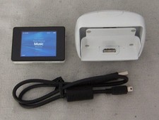 iRiver Clix (2GB) Digital Media MP3 Player White/Black. Works great, good cond