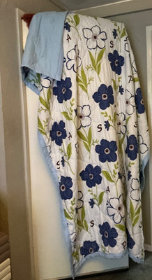 bedspread double bed blue flower