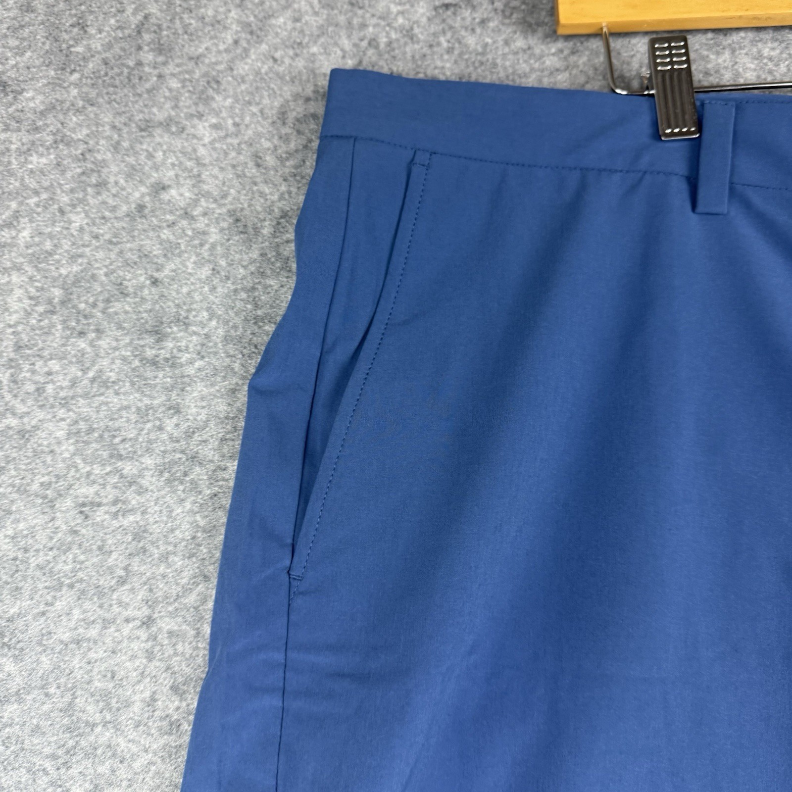 Vineyard Vines Size 42 Solid Blue Flat-Front Brea… - image 4