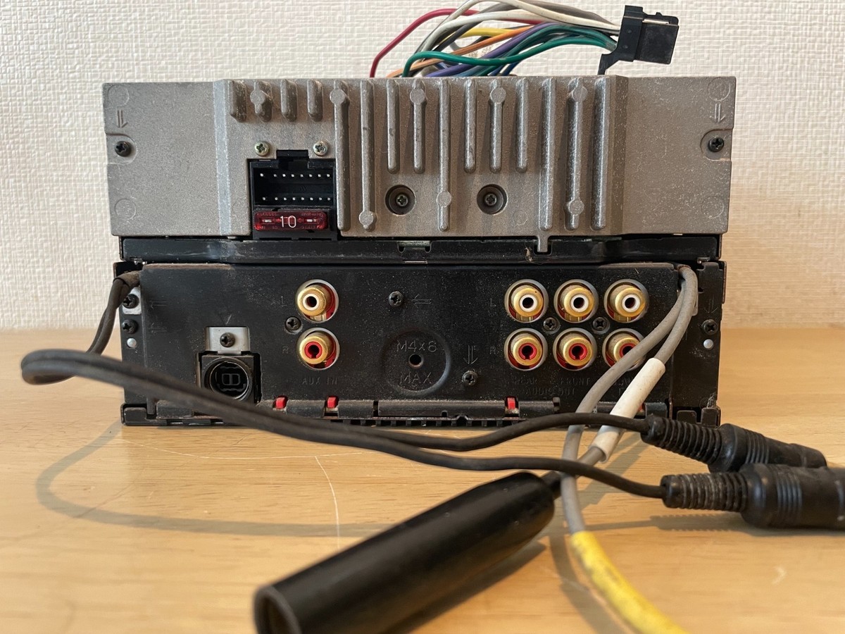 SONY WX-7700MDX CD MD Player with AUX CD MD Playback Operation
