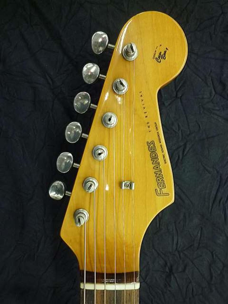 ☆FERNANDES☆RST-70 '64MODEL THE REVIVAL Sunburst ストラト