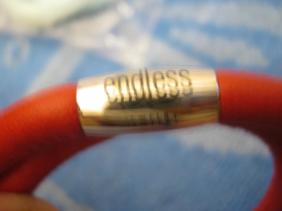 Pulsera Doble Cuero Rojo JOYERÍA INFINITA Nueva Con Etiquetas Foto 2 de 4