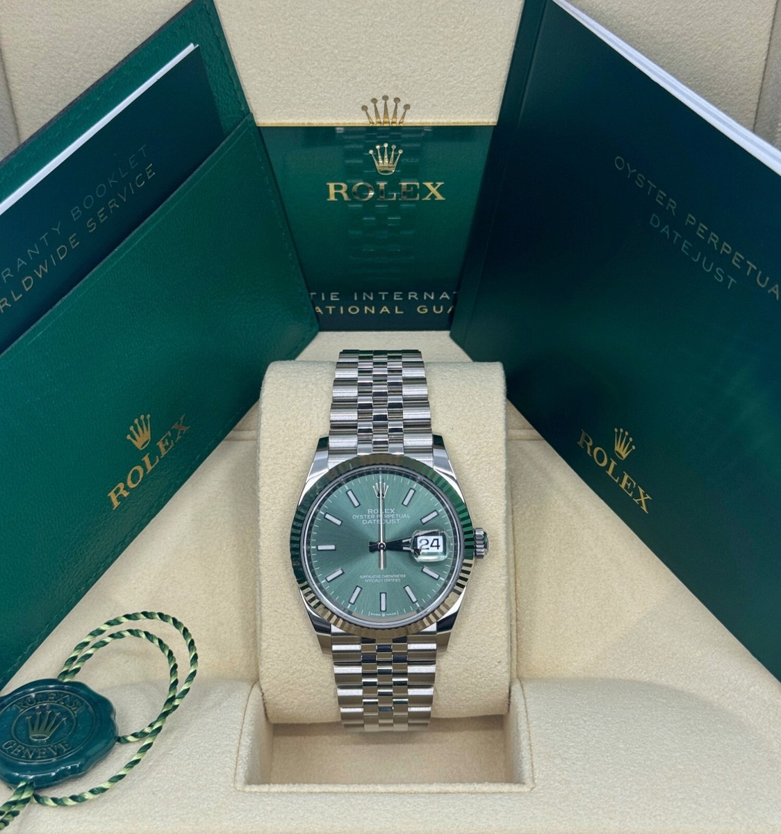 ROLEX ジュエリーボックス グリーン NEW 2024 Rolex Sky-Dweller 42mm 336934 Jubilee Mint Green Dial