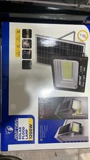 FARO A LED 1200W CON PANNELLO SOLARE RISPARMIO ENERGETICO IP66 TELECOMANDO