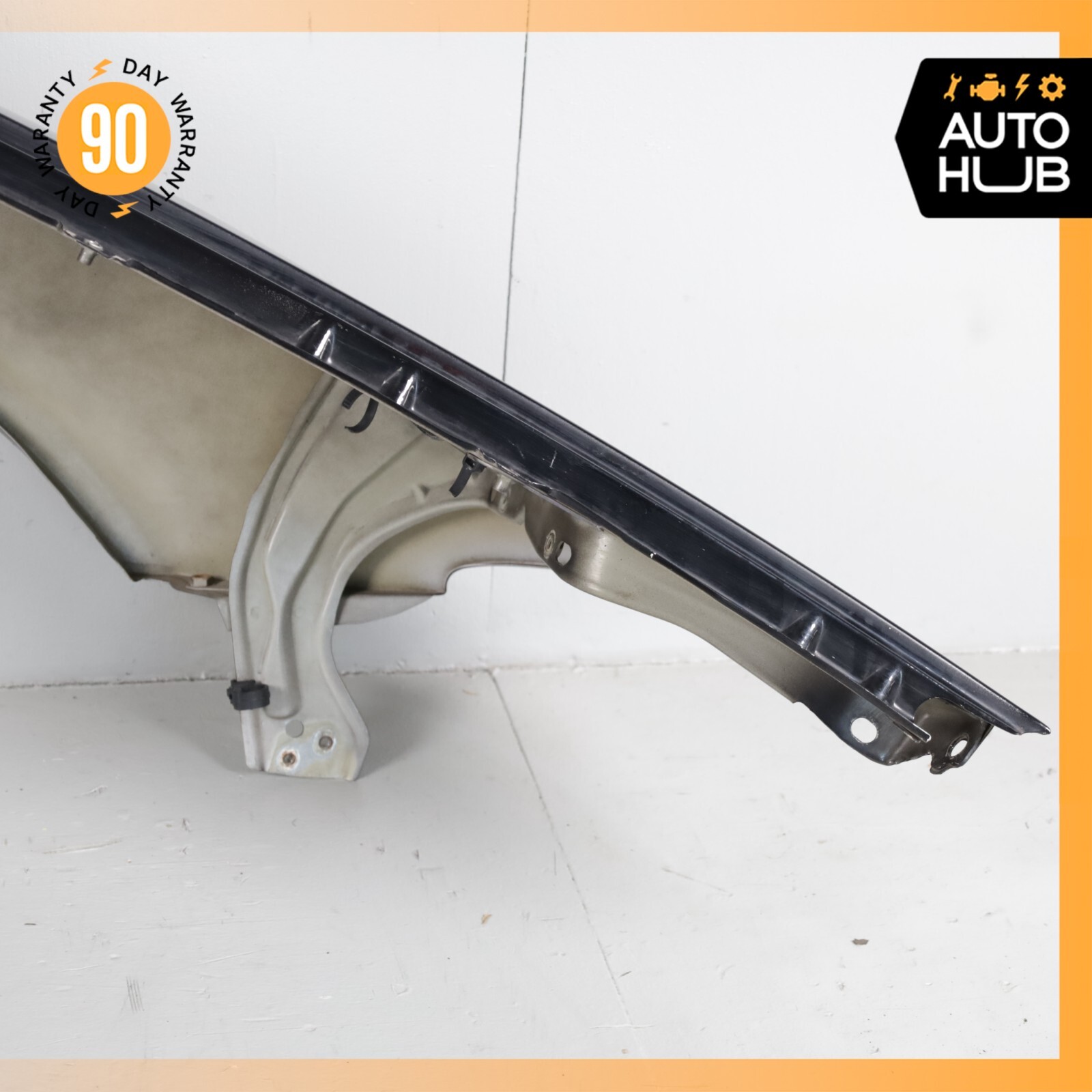 03-13 Maserati Quattroporte S M139 Left Driver Side Fender Assembly OEM 71k