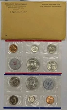 (1) 1960 P&D United States SILVER Mint Set in Original Packaging