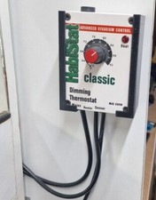 Habistat Thermostat Holder (for the older type of Habistats )