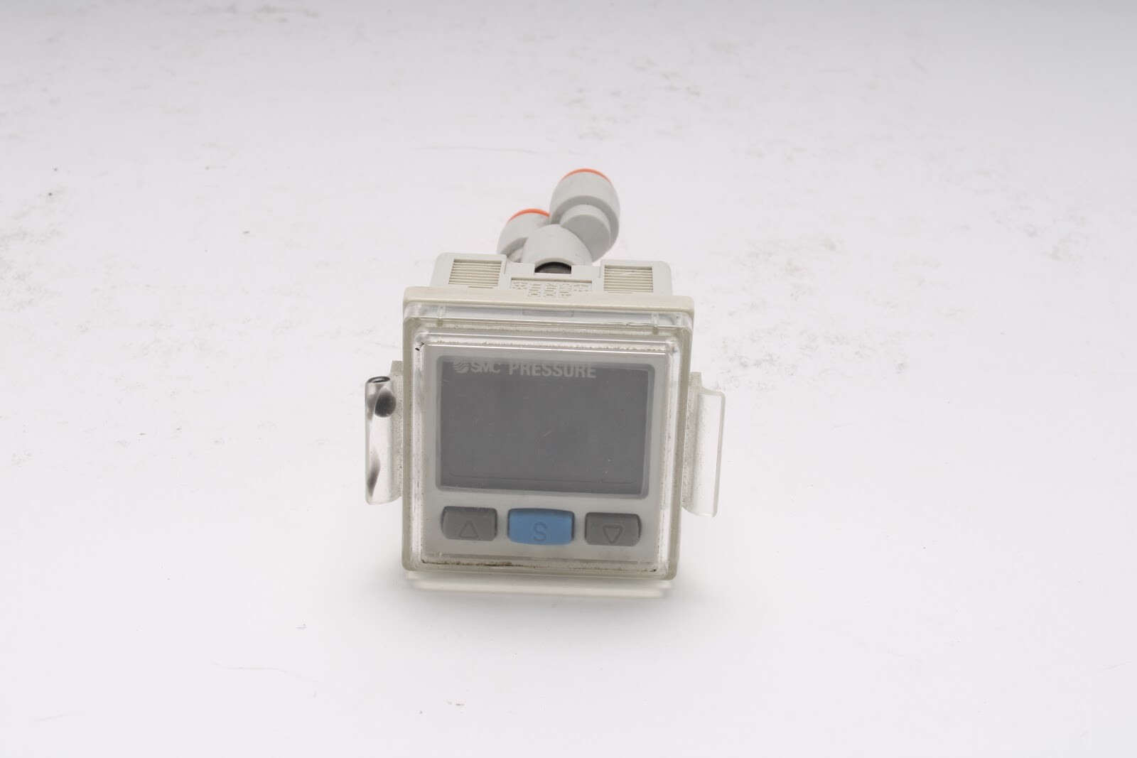 SMC ISE30A-C4H-N High Precision Digital Pressure Switch