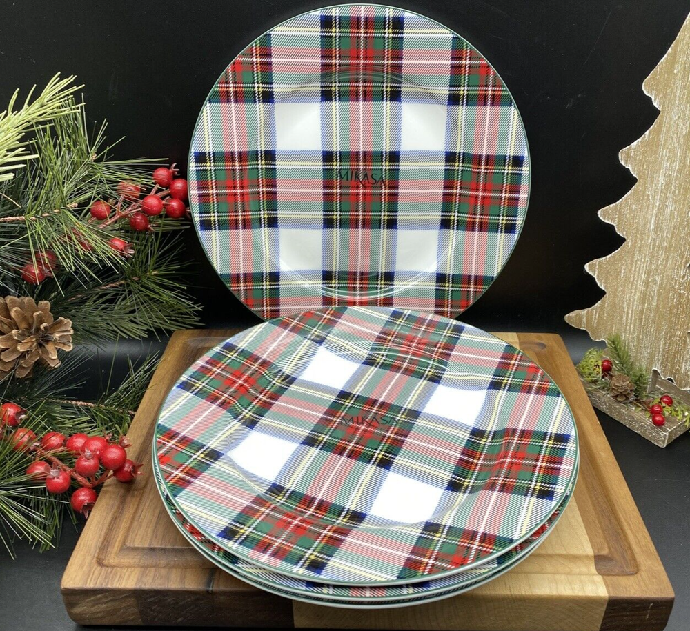 Mikasa Bone China TARTAN WHITE Plaid Christmas Salad Plates 9