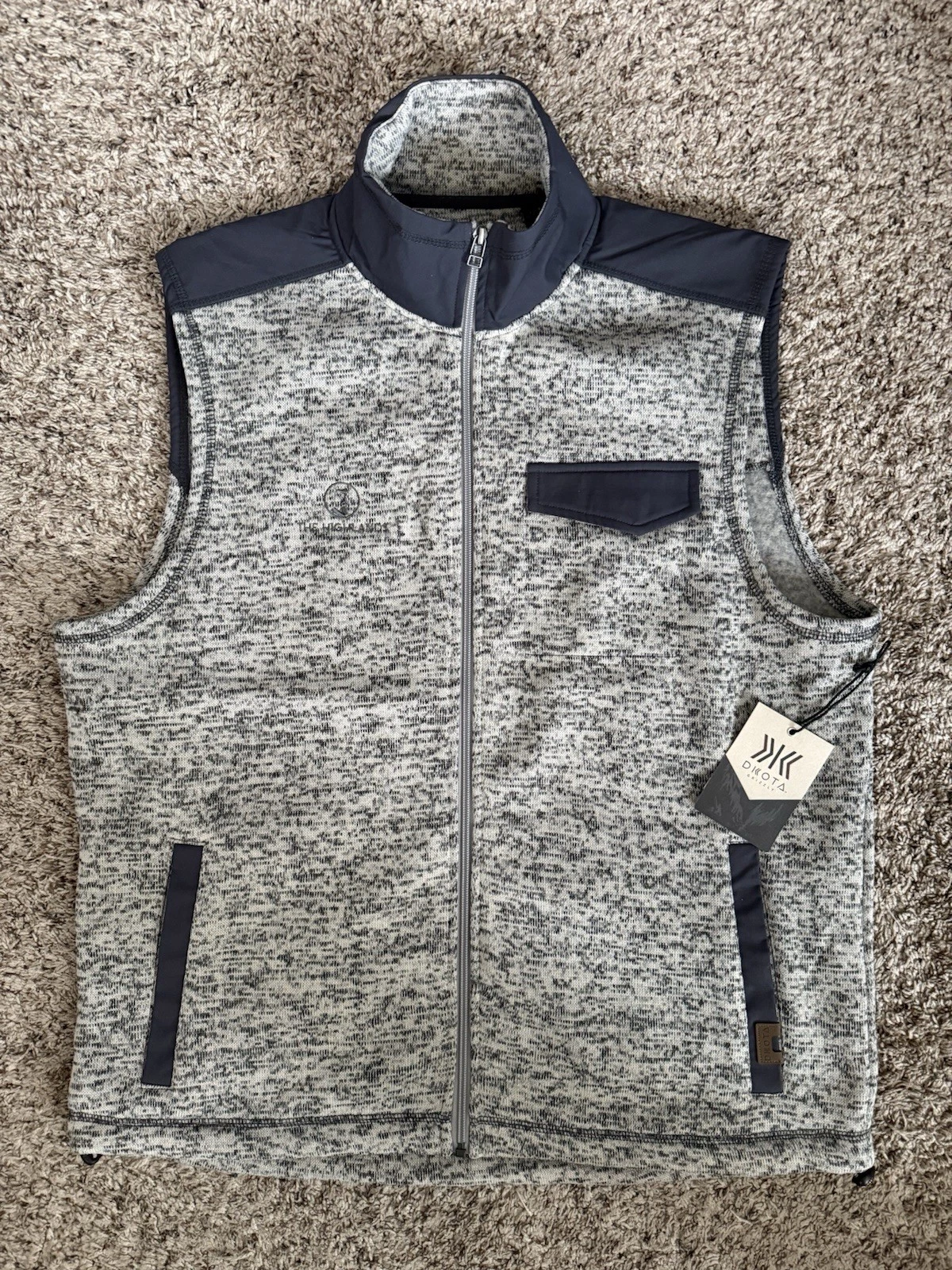 Dakota Grizzly Men’s High Flynn Vest Fleece Heather Grey Full Zip New With Tag