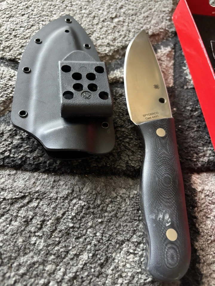 Spyderco Serrata FB32GP Knife 4.625 Cast 440C Blade Black G10 BoltSheathn New !! - Image 4 of 4