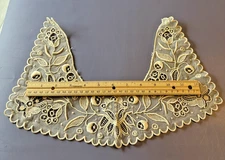 ANT HEAVILY TEXTURED LACE COLLAR - ESTATE FIND - 14" ACROSS - NEAR MINT - 1910