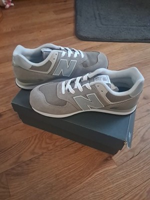 New Balance 574 Core Grey/White  Kids Sz 4