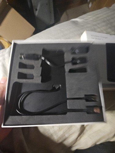 NYZ Wireless Charger for Model 3 Tesla Model: TM3-01 - Photo 3 sur 3