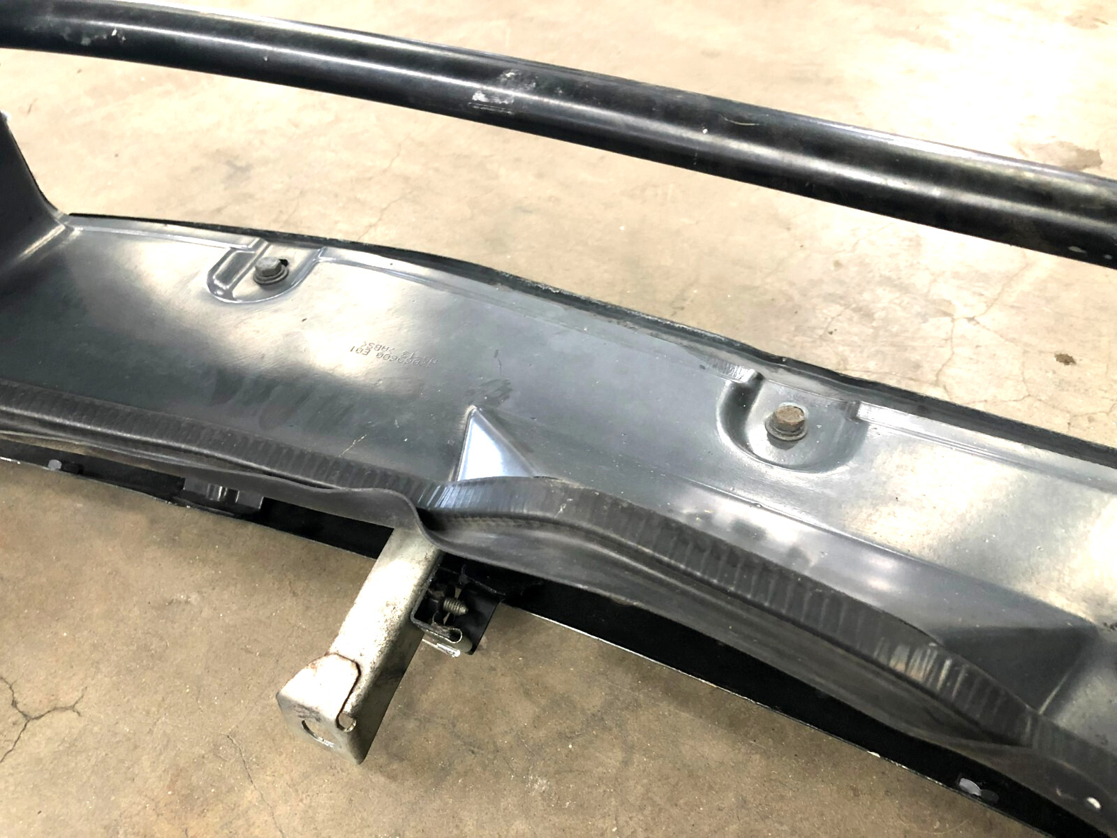 Maserati Quattroporte 2003-2012 Front Upper Radiator support