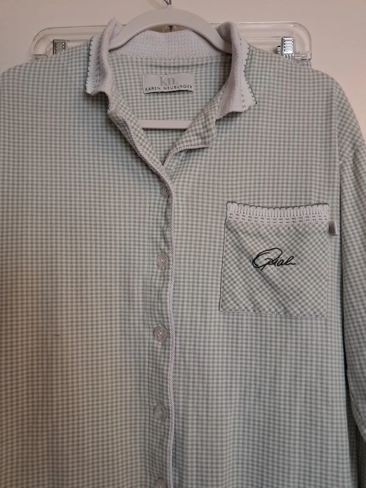 Conjunto de Pijama Karen Neuburger Talla Pequeña Verde Blanco Cuadros Bordado Foto 3 de 4