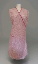 1940 Style Wrap Around Pinny Apron Hilda Ogden Floral Fits Sizes 12-18 