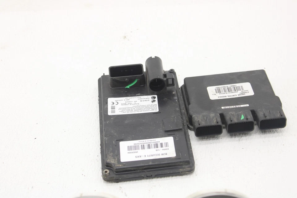 Harley-Davidson Touring Dyna BCM Security ECM 2015-2016 velocímetro Foto 2 de 4