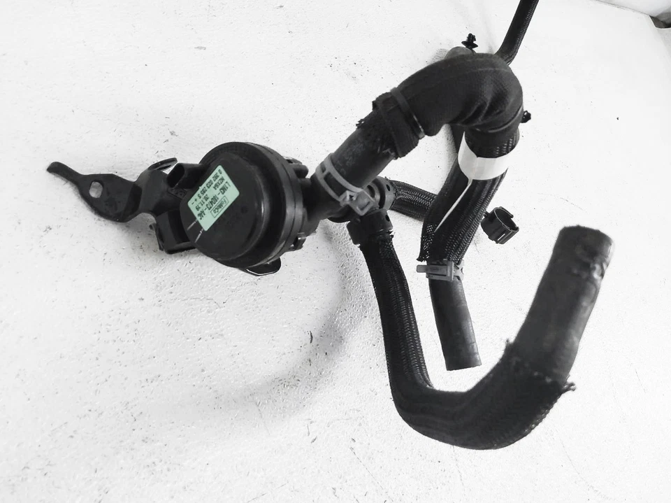 2021 Ford Explorer 2.3 Auxiliary Water Pump Assy L1m3-18D473-Aa - Image 2 of 4