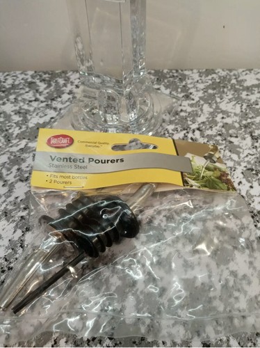 TableCraft.2 Stainless Steel Vented Pourer in pack ×oil vinegar salad dressing. - Picture 2 of 2