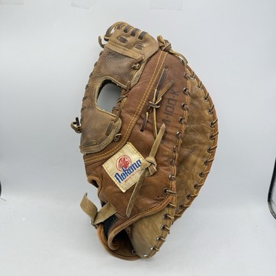 Nokona SBM-100-K Padded Kangaroo Softball First Base Mitt Right Hand Throw USA