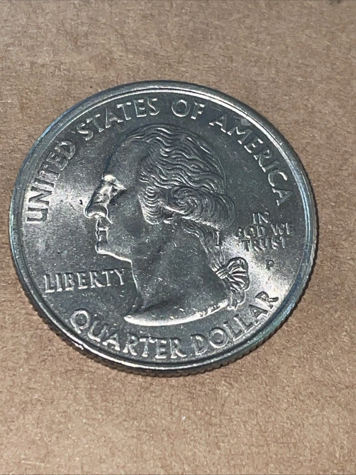 2000 Massachusetts Quarter With Nice Die Break On Obverse And Broadstruck - Image 4 of 4