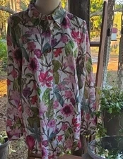 Soft Surroundings 100% Linen Pink Floral Button Front Long Sleeve Shirt Size S